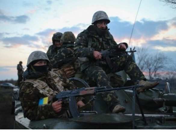 Военный обзор: идут боестолкновения, ВСУ готовят наступление возле Горловки и перебрасывают тяжелую технику | Русская весна