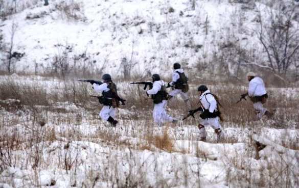 Съемочная группа НТВ попала под обстрел в Макеевке | Русская весна
