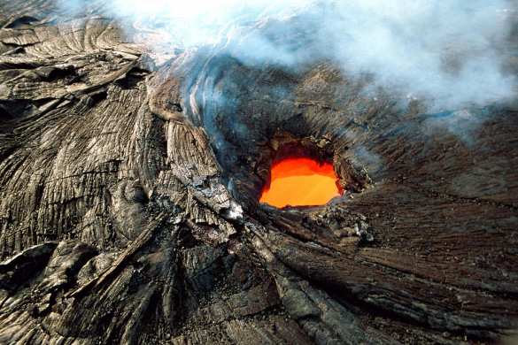 Солдат выжил после падения в жерло вулкана (+ВИДЕО) | Русская весна