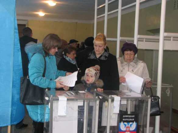 Енакиево за мир без фашистов, или «Да» новой Республике (фото) | Русская весна