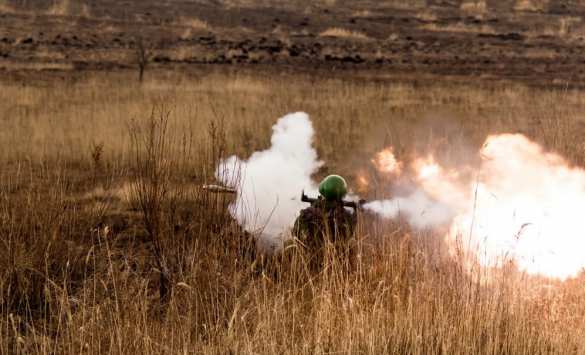 Это Украина: Под Киевом обстреляли дом из гранатомёта | Русская весна