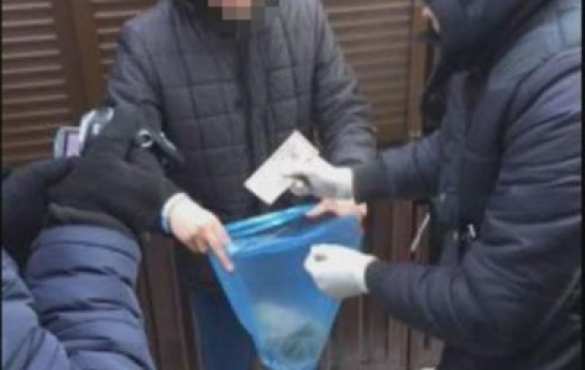 В Днепропетровске СБУ задержала прокурора (ФОТО, ВИДЕО) | Русская весна