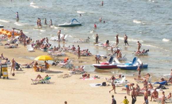 Националистка в Латвии ударила трехлетнего ребенка со словами «русским тут не место» | Русская весна