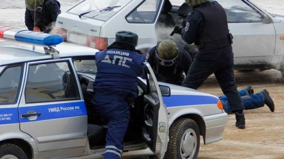 Разбой и погоня со стрельбой: полицейские-беспредельщики арестованы в Петербурге | Русская весна