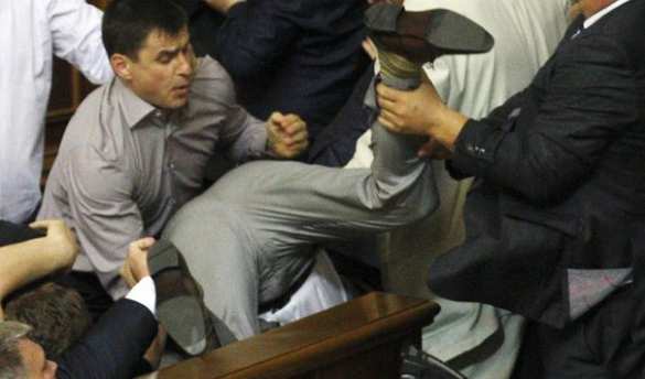 Голландия пугает своих граждан кадрами из Верховной рады (ВИДЕО) | Русская весна