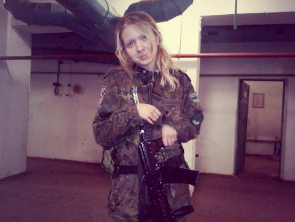 Адвокат арестованной нацистки Заверухи утверждает, что ее пытают в СИЗО и она «перегрызла себе вены» | Русская весна