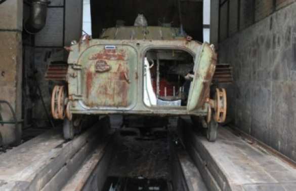 На Николаевском бронетанковом заводе разворовали запчасти для БТР на 130 000 грн | Русская весна