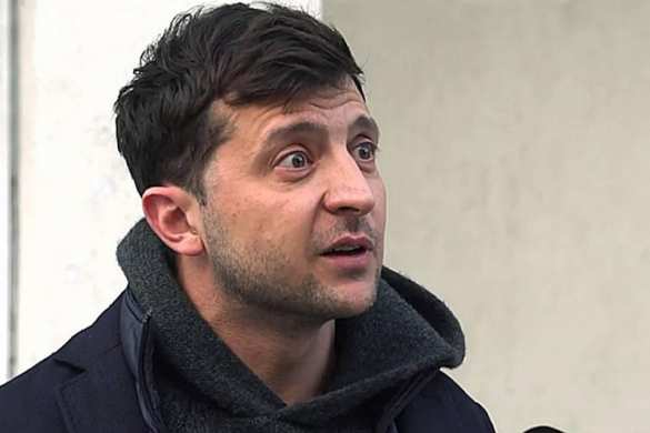 «Зачем вы это делаете?!» — обозлённый Зеленский накинулся на простого украинца, как Порошенко | Русская весна