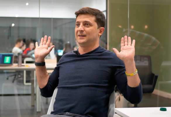 Послы спросили, не боится ли Зеленский, что его сожгут неонаци: комик встретился с западными дипломатами | Русская весна