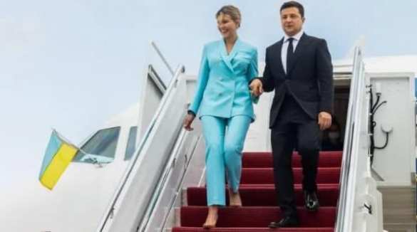 «Целая толпа»: Зеленского в Вашингтоне встретили всего 8 человек (ФОТО) | Русская весна