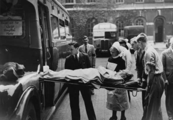 Зрада: Члены Британской королевской семьи инициировали бомбардировки страны нацистскими ВВС | Русская весна