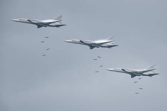 ВСУ боятся размещаться в Снигиревке после удара ВКС РФ | Русская весна