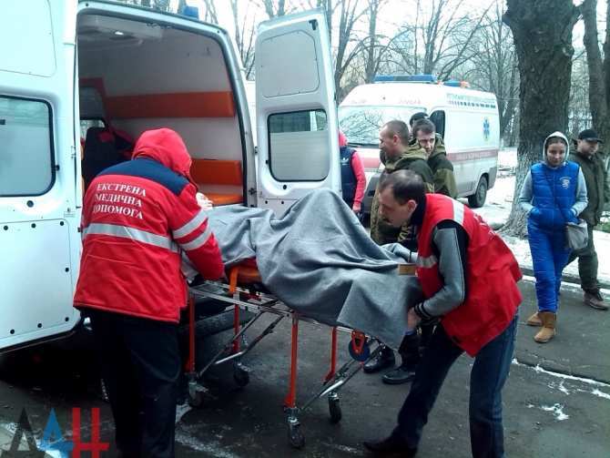 Раненых в боях у Дебальцевского котла ополченцев отправили на&nbsp;лечение в&nbsp;Ростов-на-Дону | Русская весна